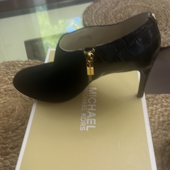 Michael Kors Bootie - Picture 7 of 8